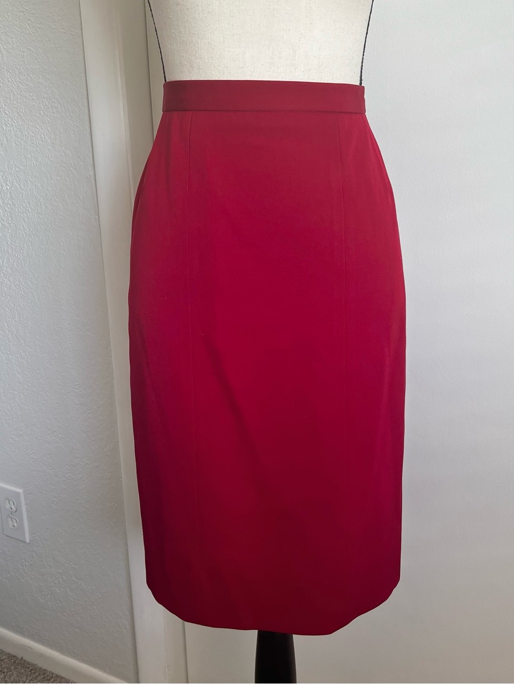 Chanel Boutique Pencil Skirt